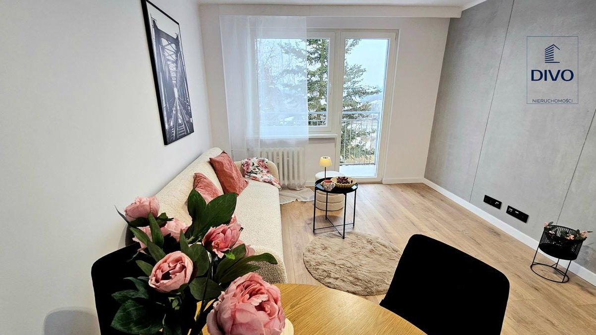 2 pokoje z balkonem po generalnym remoncie, centrum