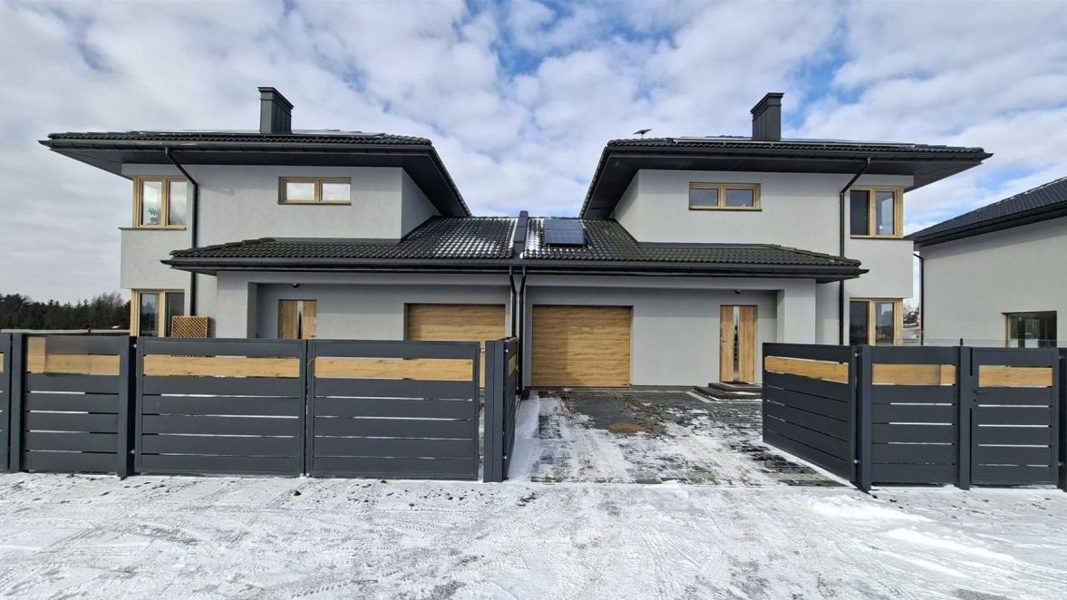 Dom, 128,48 m², Jachranka