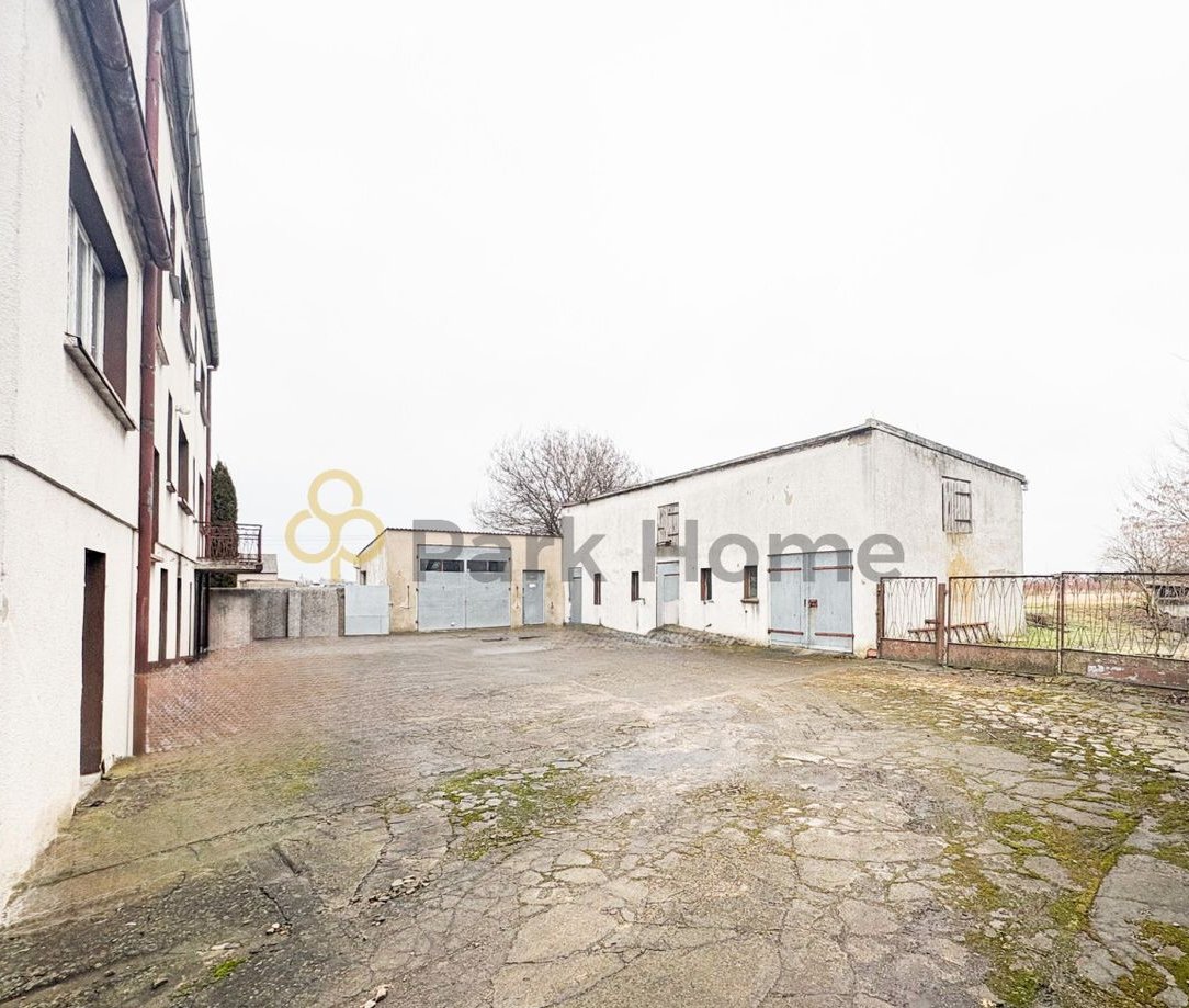 Duży dom dla rodziny | Pod inwestycje | Garaże