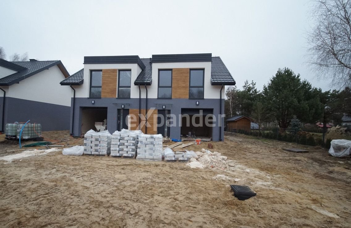 Bliźniaki z garażem Stobierna, działki 3,5 - 4,5ar