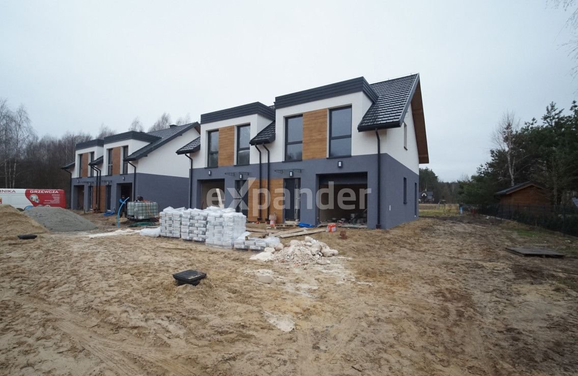 Bliźniaki z garażem Stobierna, działki 3,5 - 4,5ar