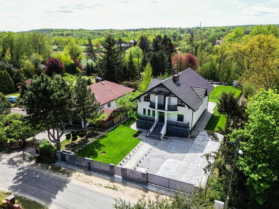 Komfortowy dom blisko lasu w Jezierzycach