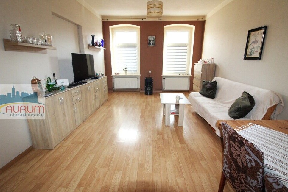 4 pokoje, garaż, ogródek