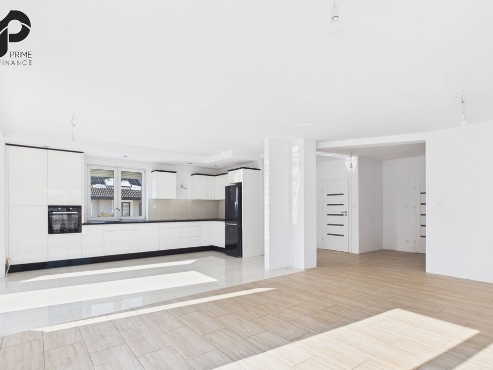 Wolnostojący dom na sprzedaż - Borek!!!