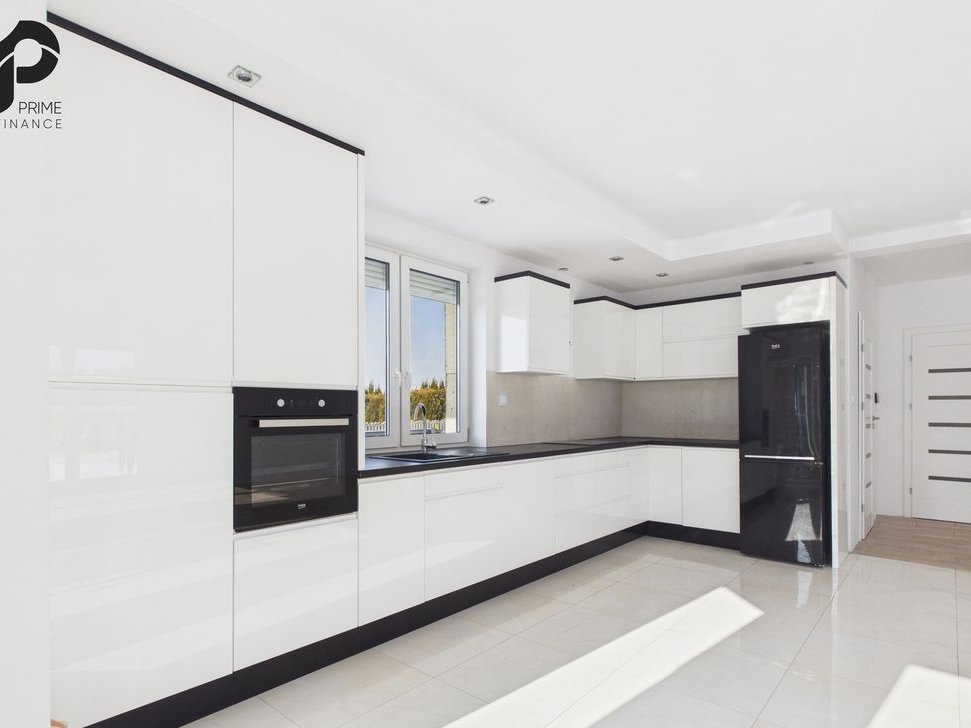 Wolnostojący dom na sprzedaż - Borek!!!