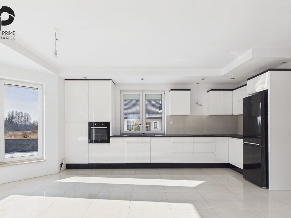 Wolnostojący dom na sprzedaż - Borek!!!