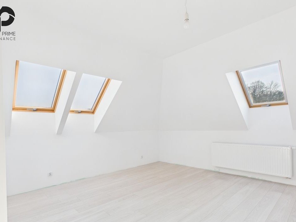 Wolnostojący dom na sprzedaż - Borek!!!