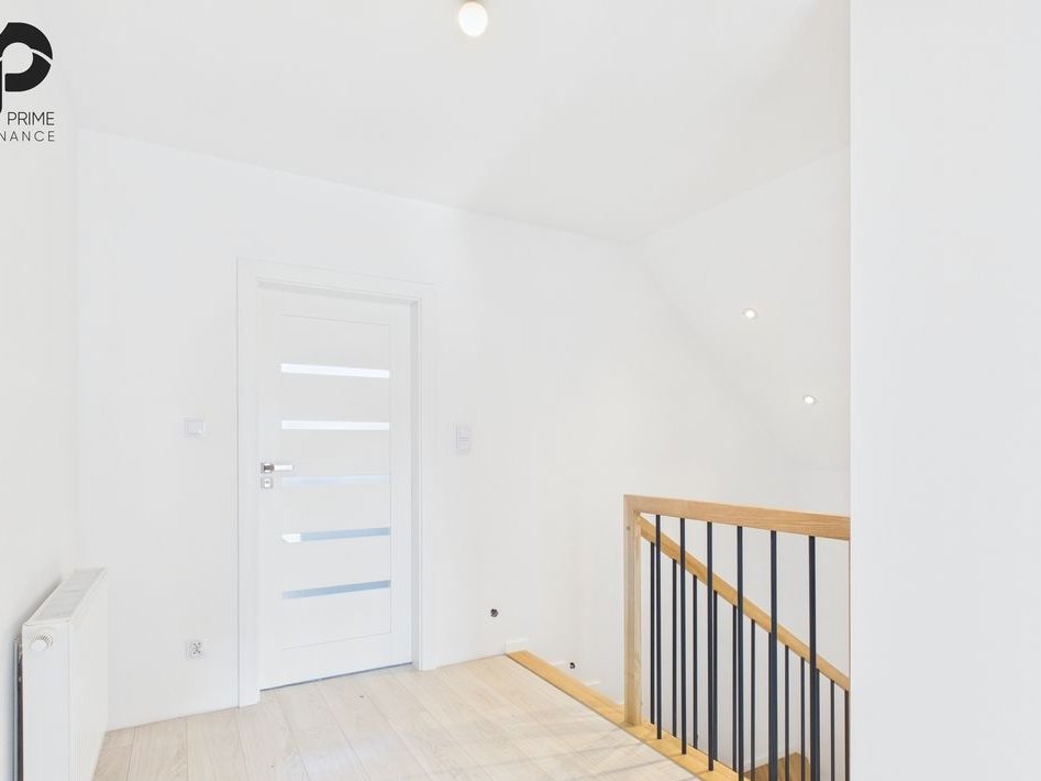 Wolnostojący dom na sprzedaż - Borek!!!