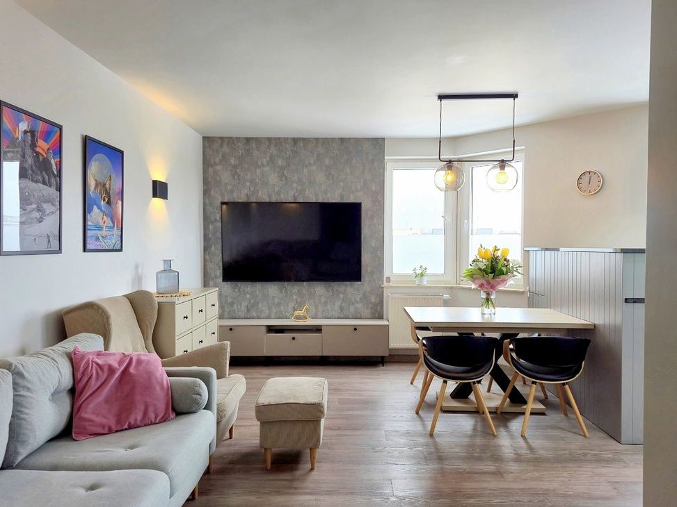 Wysoki standard 71m² + 10m² piwnica os. zamknięte!