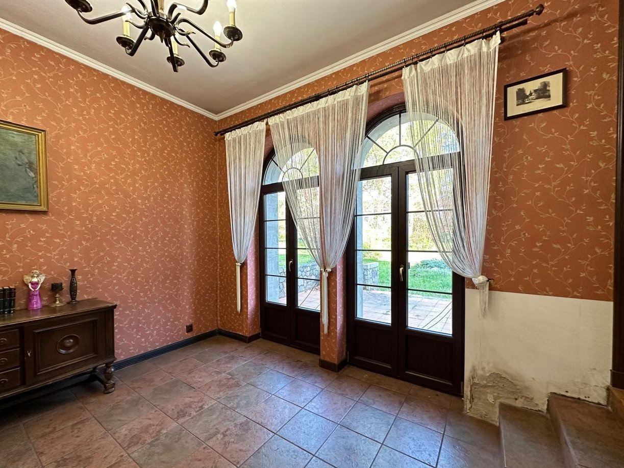 2/3 udziałów w nieruchomości, możliwość wydzielenie 10 działek, MPZP