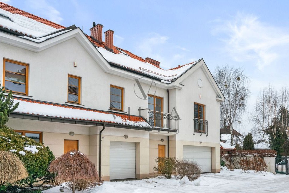 Nowość!!! Segment Skrajny W Centrum Zawad