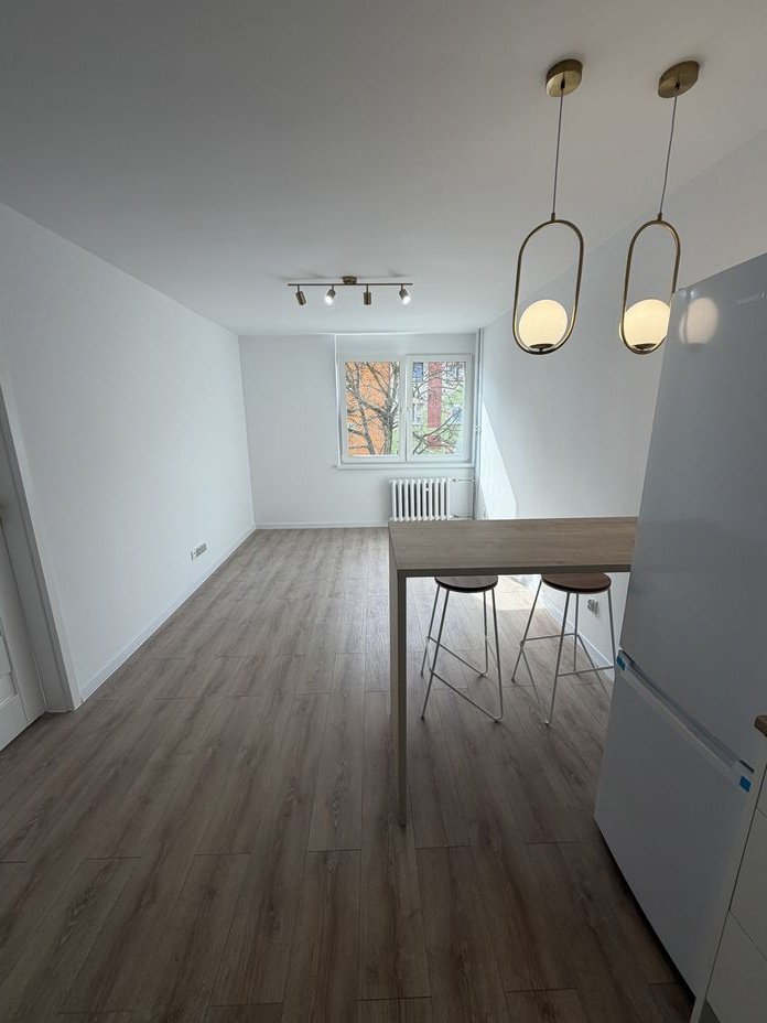 2 pokoje po generalnym remoncie | 2 piętro | Bez prowizji