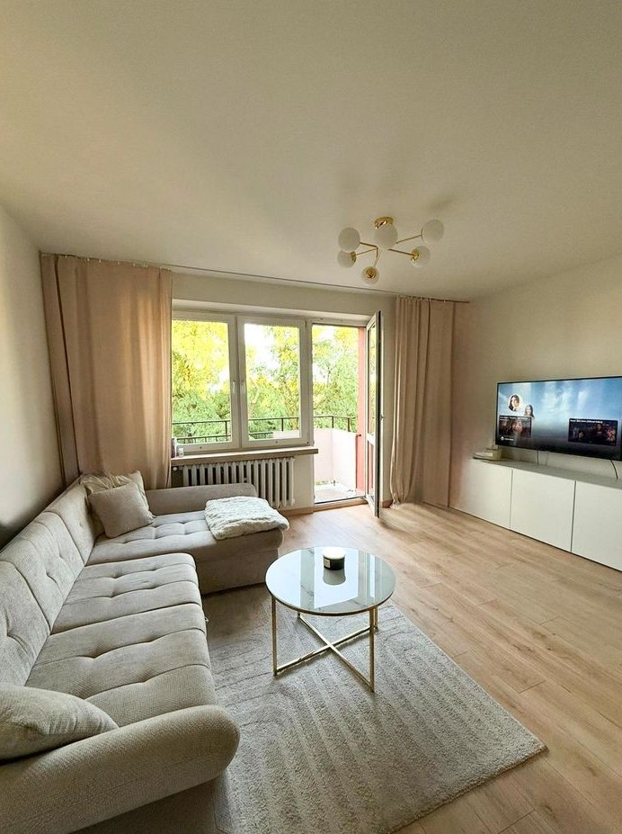 40m | widok na zieleń | balkon | jasne