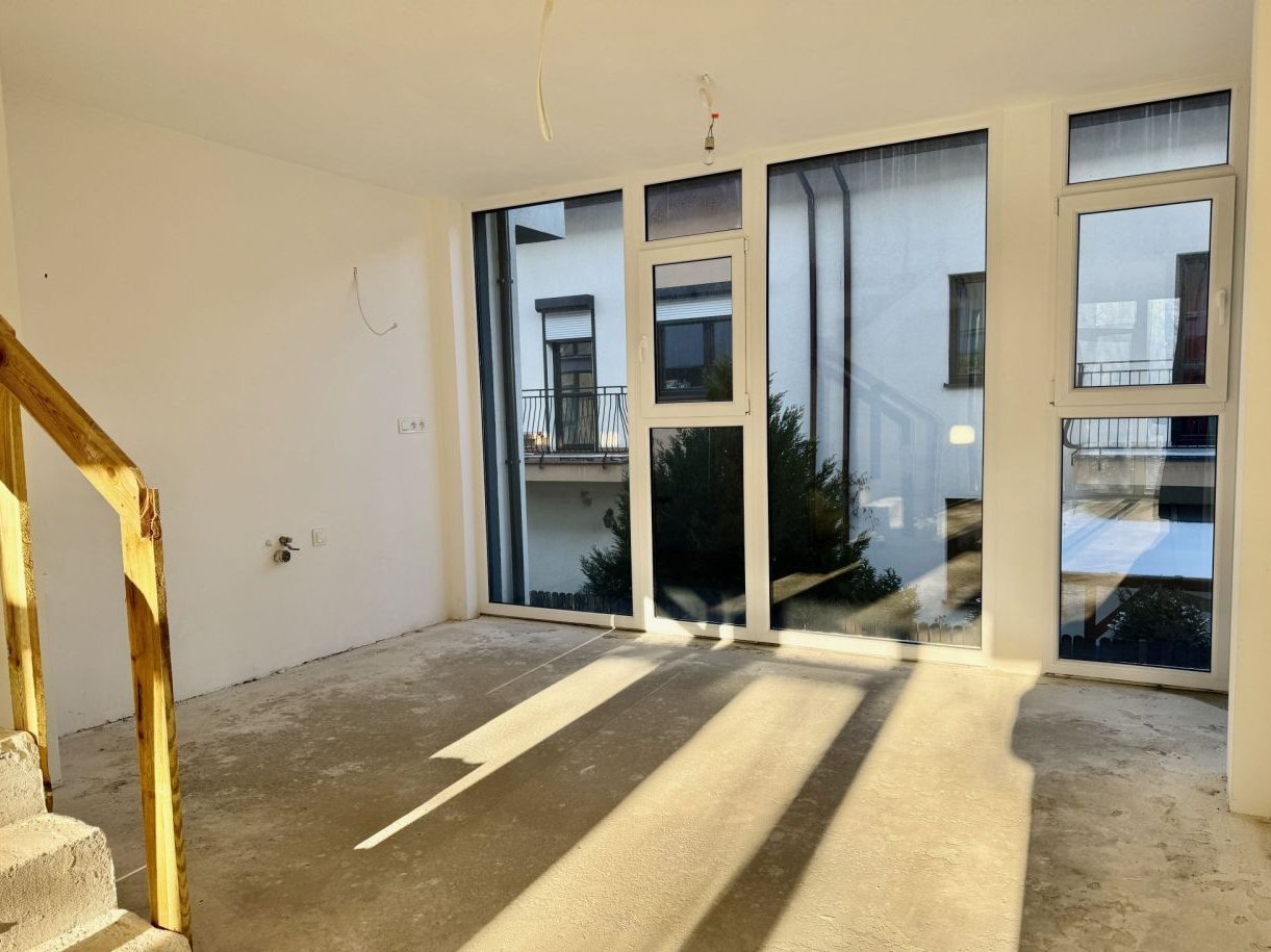 Nowoczesny segment 130 m² | ogród | metro 7 min |