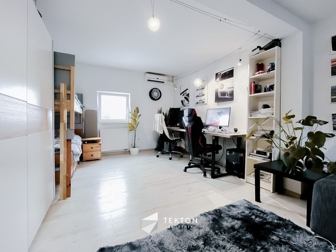 Dom z ogródkiem blisko centrum miasta