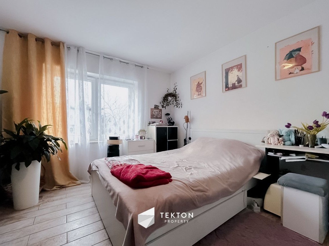 Dom z ogródkiem blisko centrum miasta