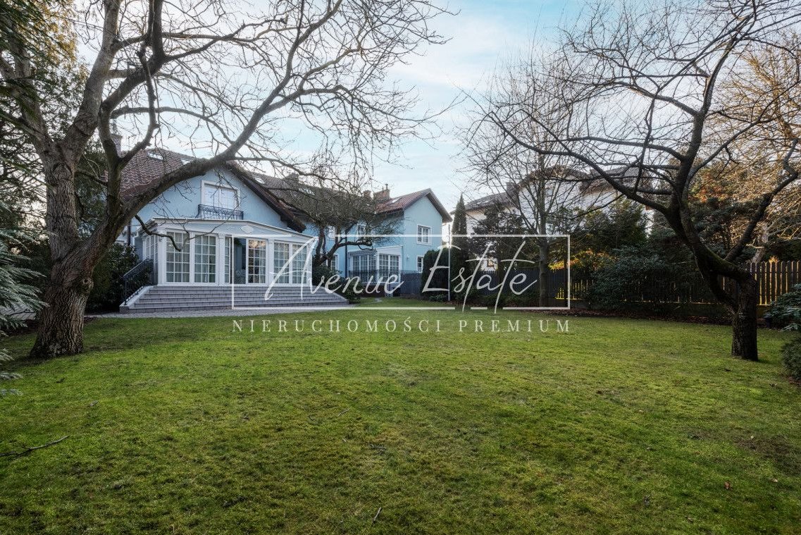 Urokliwy dom/Ursynów przy Lesie Kabackim