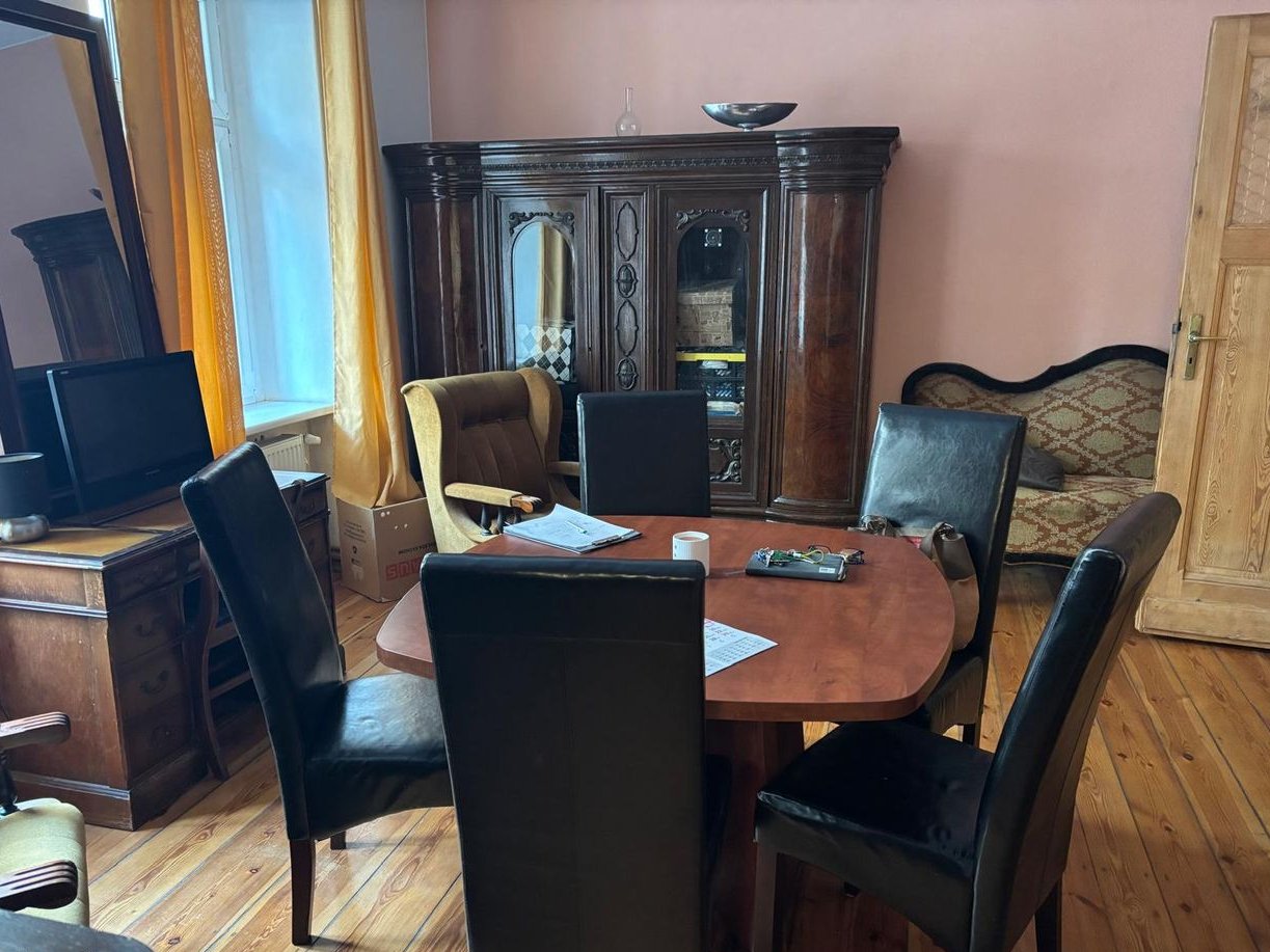 Rozkładowe mieszkanie 3 pokojowe w kamienicy 96m2, ul.Boczna- Południe