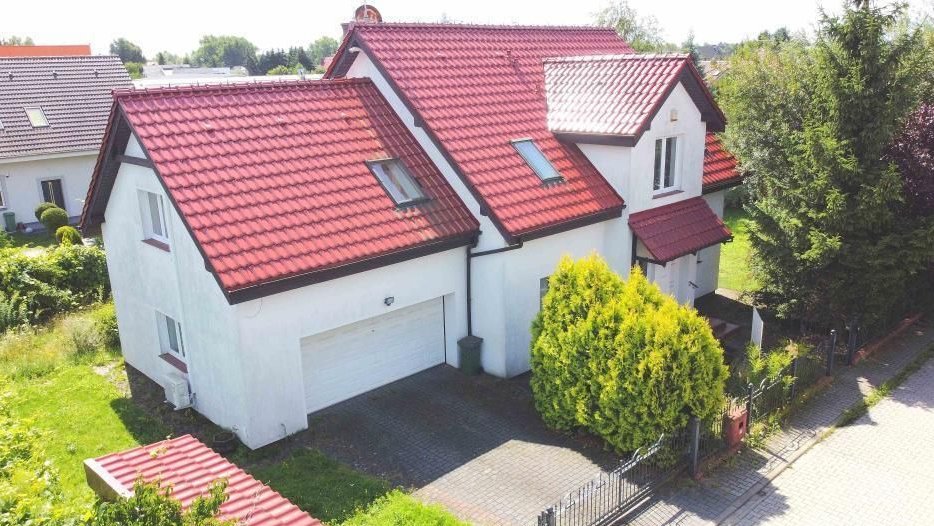 Duży dom wolnostojący 226,9 m2 na działcem 776 m2, 0% prowizji!