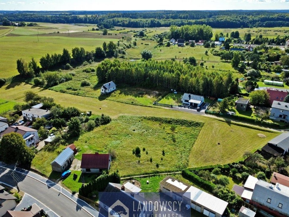 Dom z dużą działką w centrum Pinczyna | gm. Zblewo
