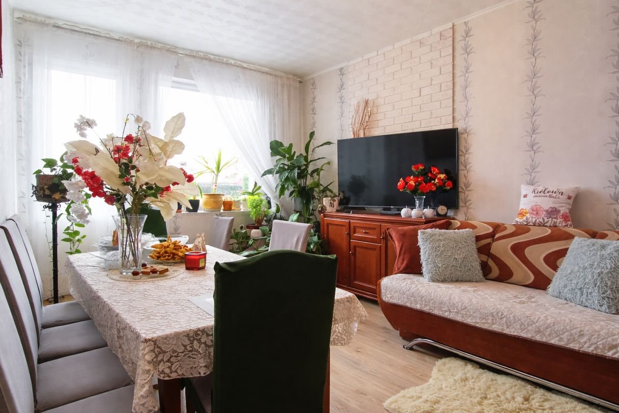 Jasne mieszkanie 4-pokojowe w centrum Malborka! Osiedle Południe.