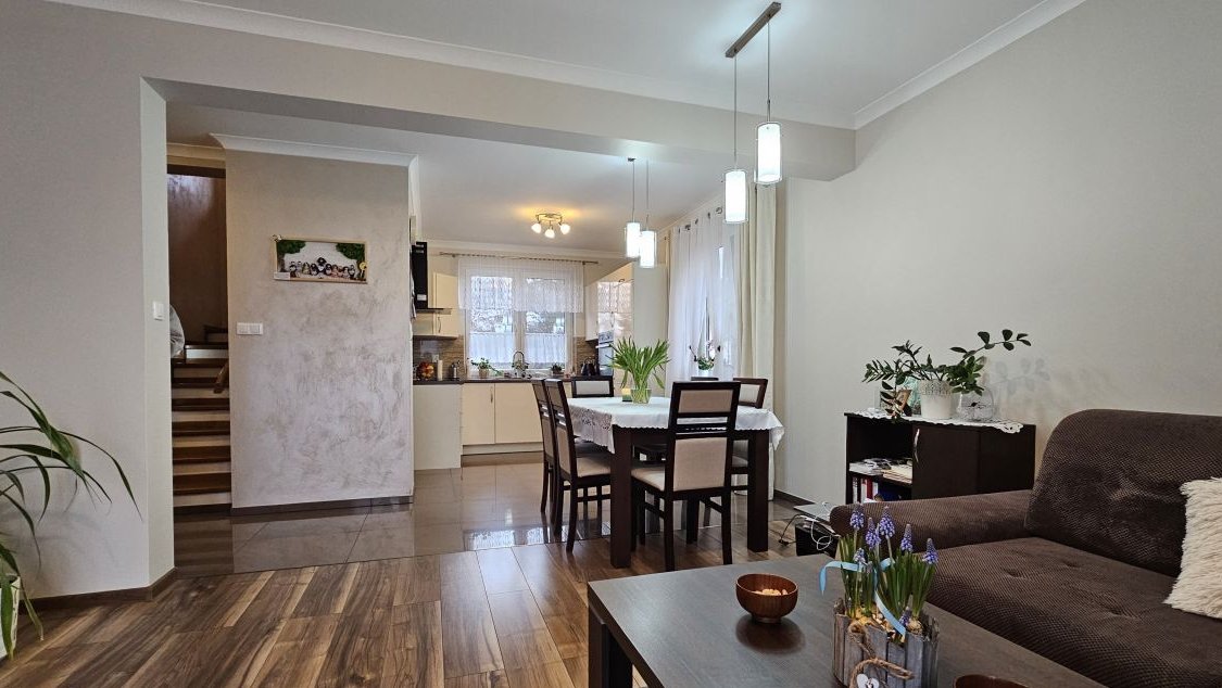 Dom wolnostojący (130 mkw.) Grzebienisko