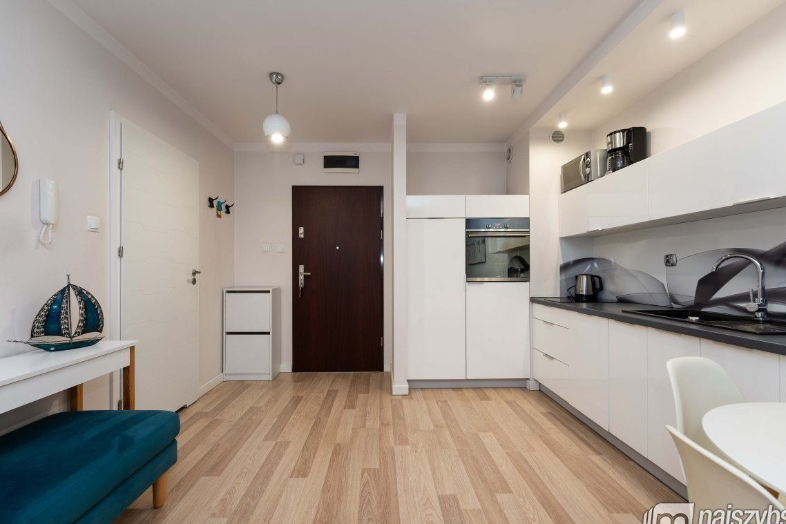 Kołobrzeg - mieszkanie z ogródkiem 600m od morza