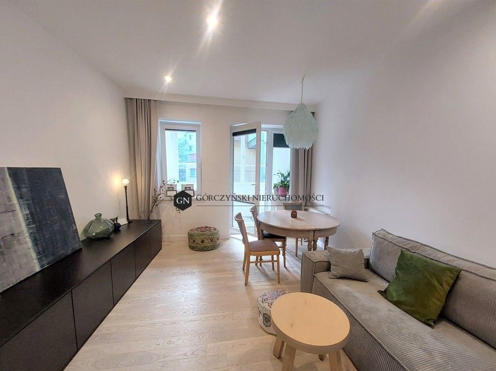 Ul. Otmuchowska/2 pok, loggia, CO miejs. + piwnica