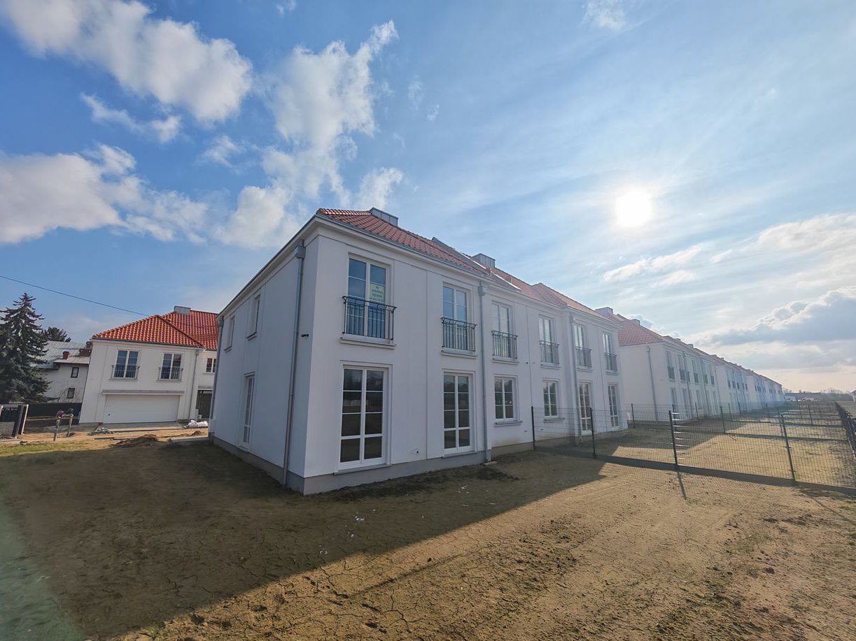 Jedyny dostępny skrajny duży dom gotowy już!