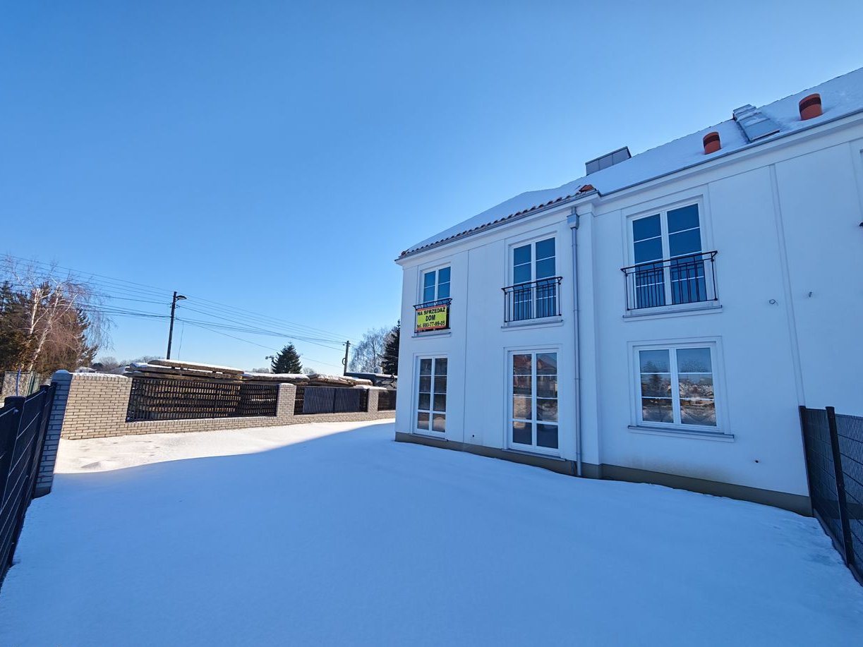 Jedyny dostępny skrajny duży dom gotowy już!