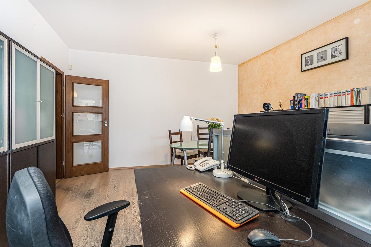 Centrum Łodzi | Zamknięte osiedle | Idealne pod inwestycję lub biuro!