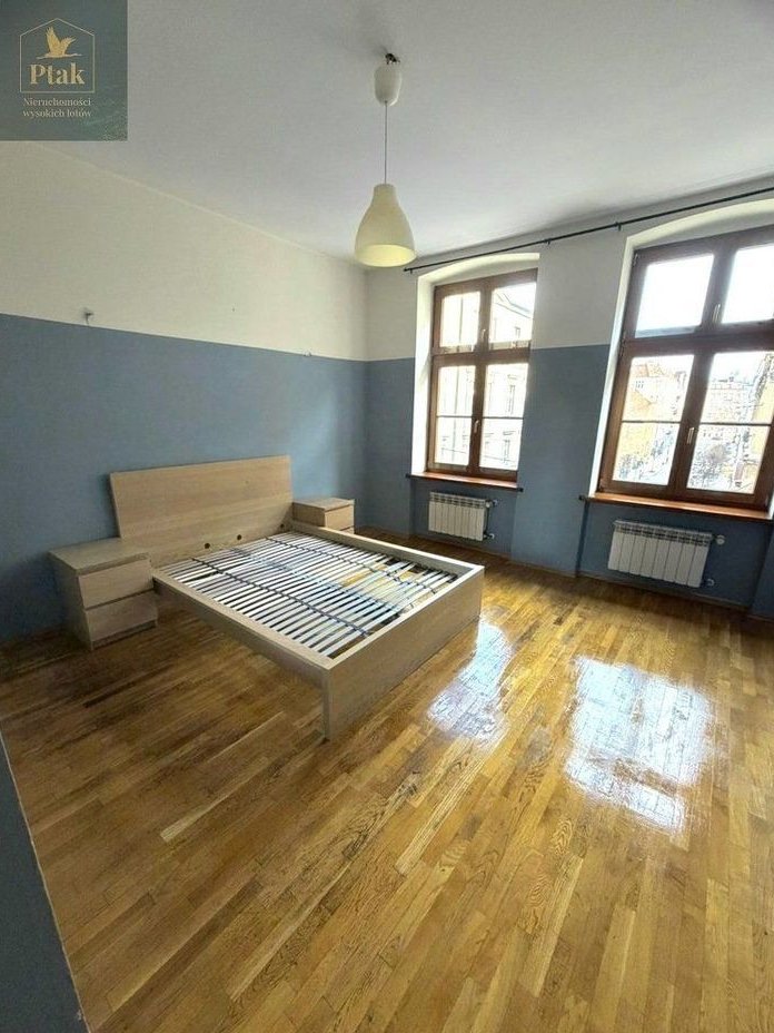 *4p. przy Pl.Kolegiackim | możliwy podział na 2M