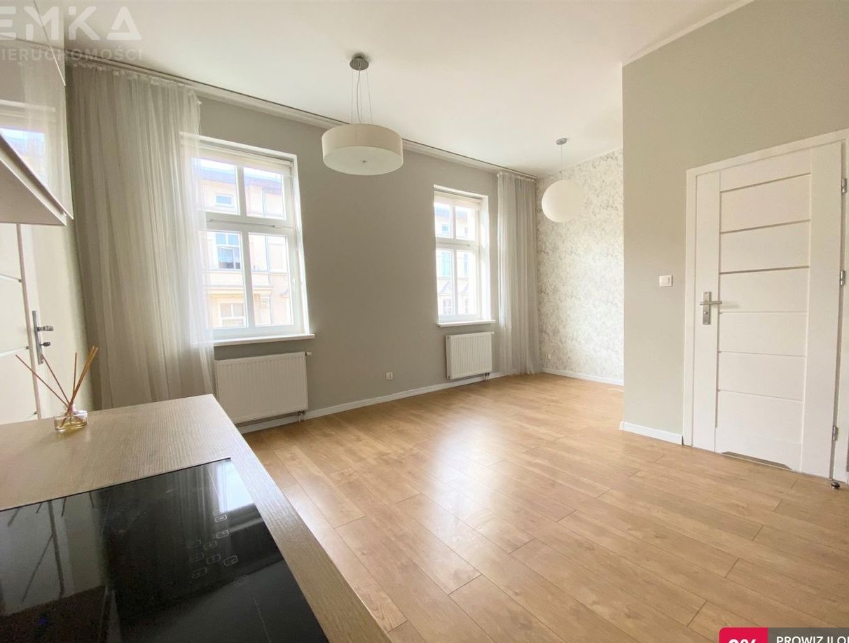 Słoneczne dwa pokoje po generalnym remoncie