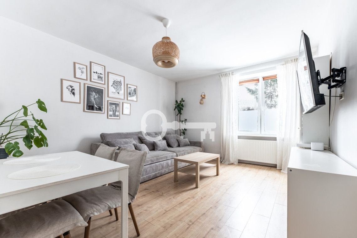 Komfortowe 2 pokoje przy Amw – idealne na start