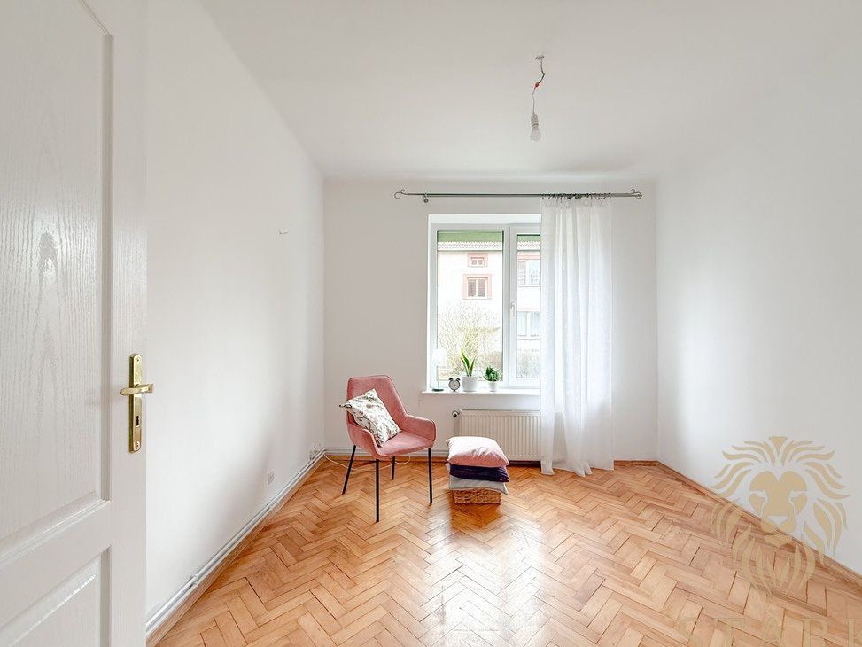 3 pokoje | 64 m² | spółdzielcze | parter