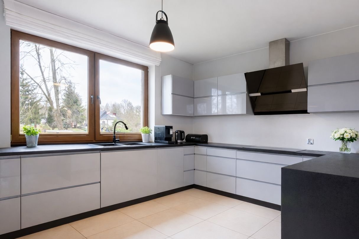 Komfortowy dom 224 m² gotowy do zamieszkania - 12 min do Rawy Maz.