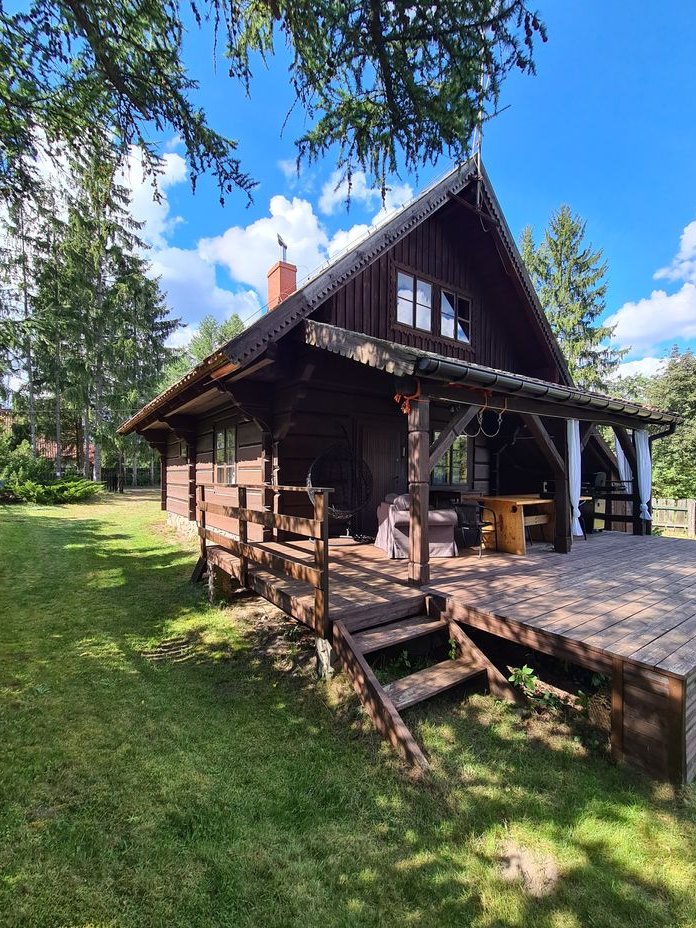 Drewniany dom z bali w sercu południowych Mazur – Wejsuny Ruciane-Nida