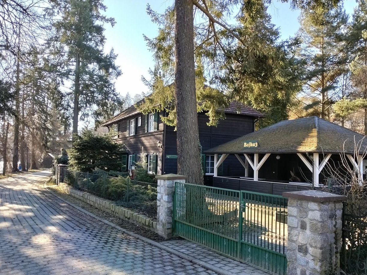 Dom na przepięknie położonej działce przy jeziorze Łagowskim.