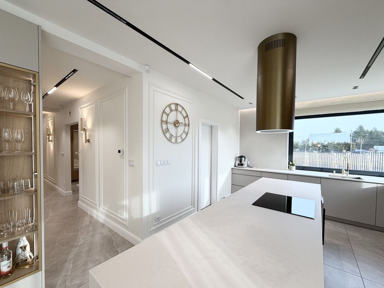 Nowoczesny dom parterowy 201m2|25ar|Białobiel