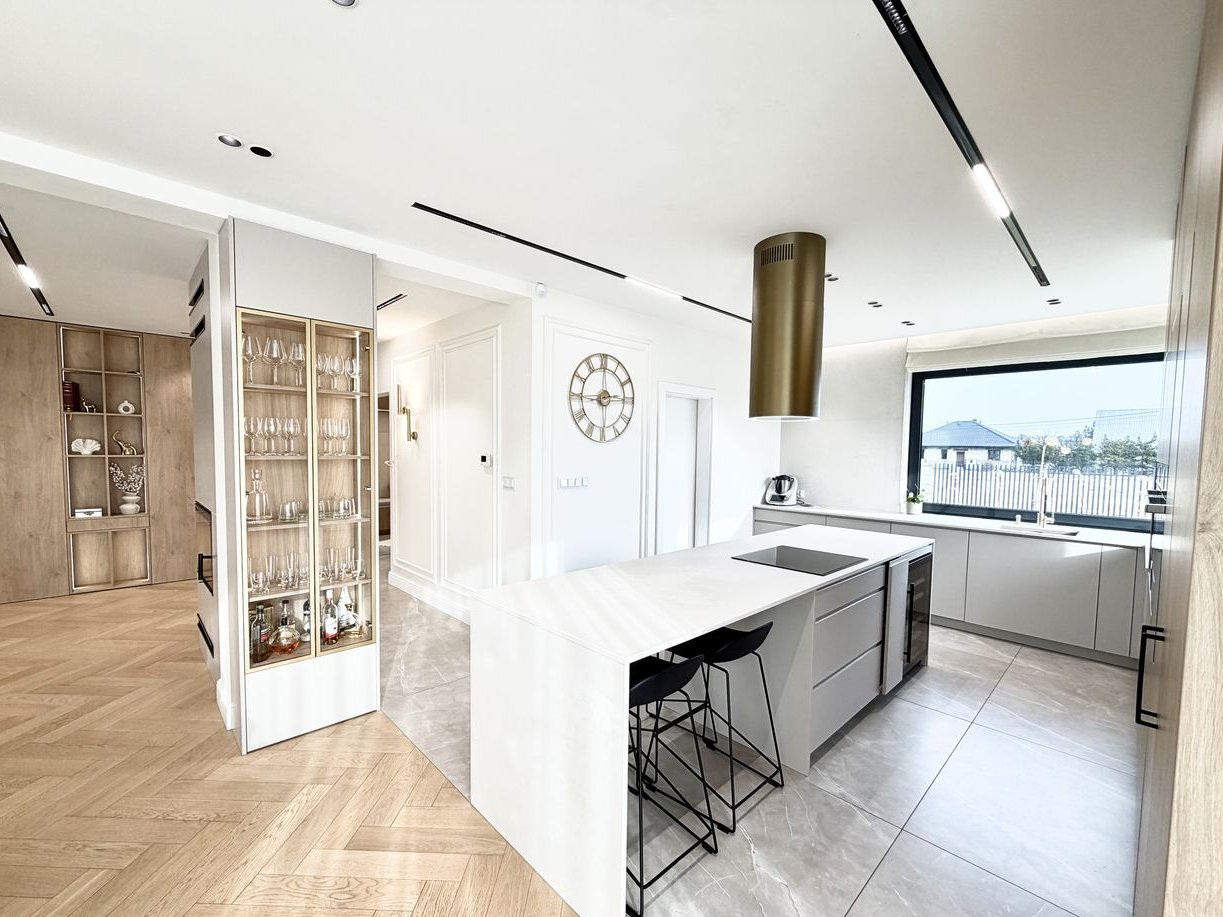 Nowoczesny dom parterowy 201m2|25ar|Białobiel