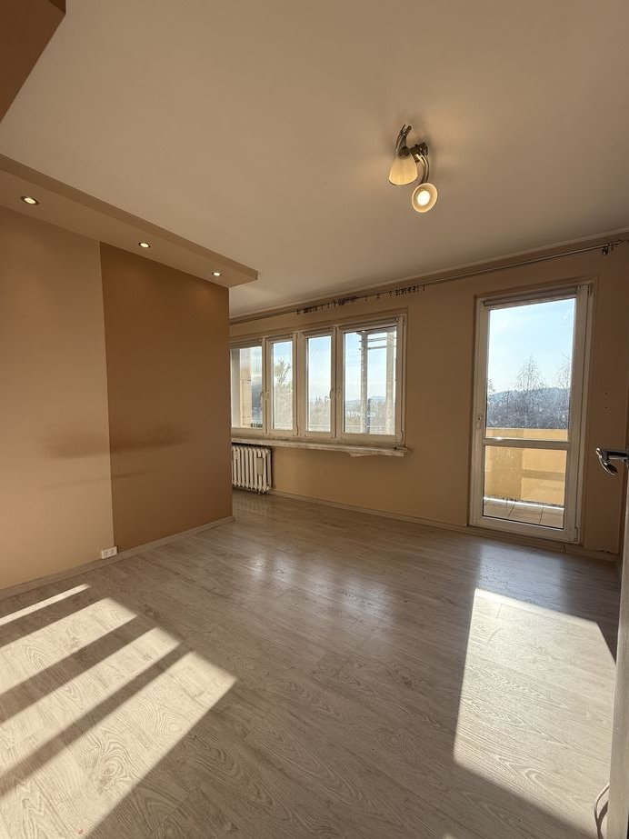 MIESZKANIE W SPOKOJNEJ OKOLICY