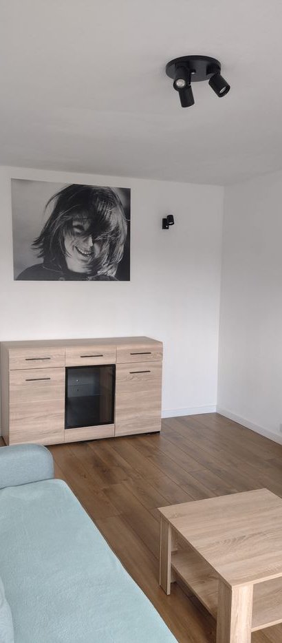 NOWA NIŻSZA CENA / Sprzedam kawalerkę w Świdnicy bez pośredników