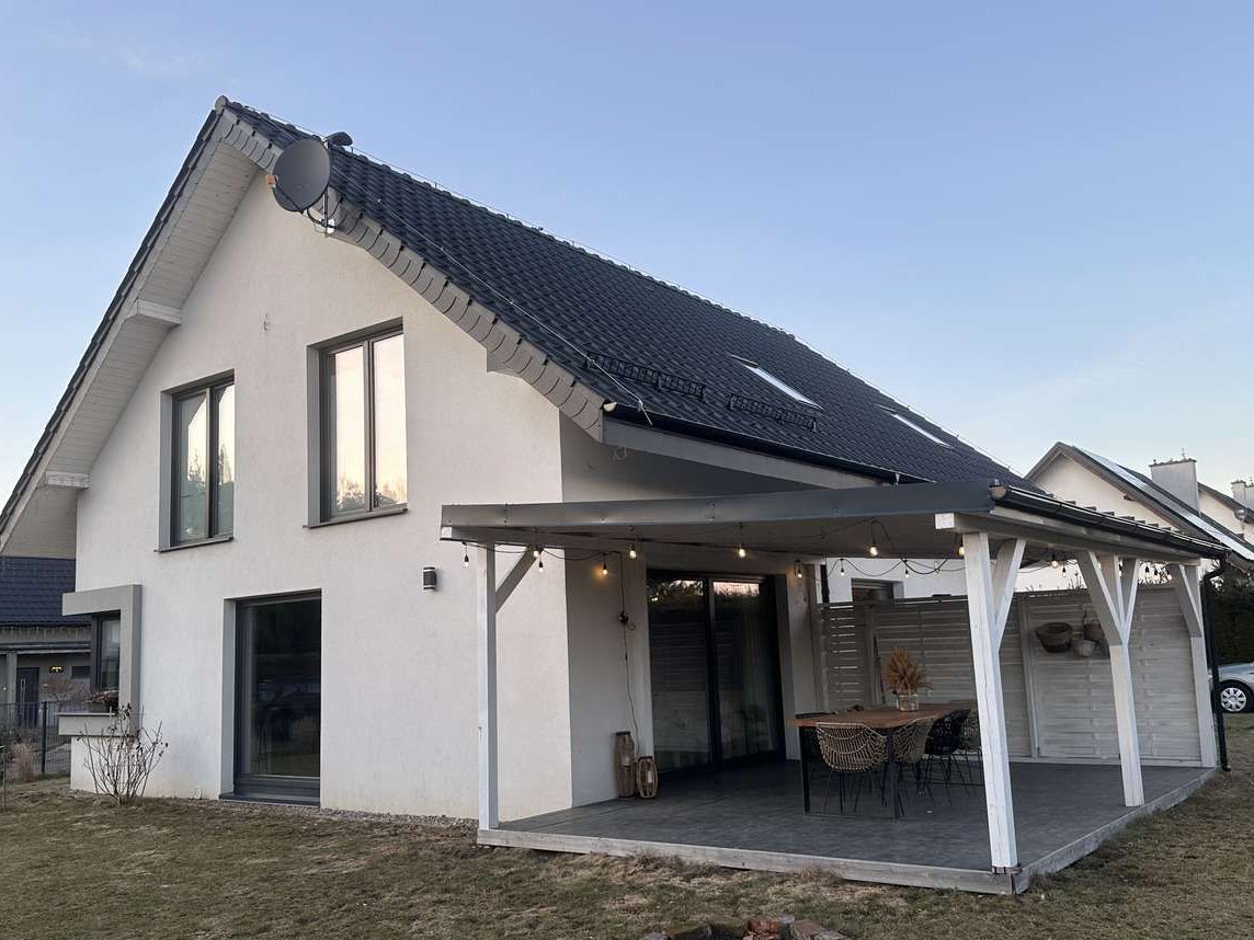 Energooszczędny dom jednorodzinny w spokojnej okolicy Rokocin