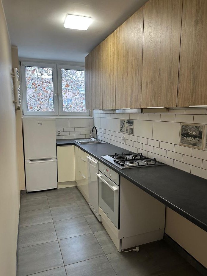 2 Pokojowe, niezależna kuchnia, parking, bezpośrednio