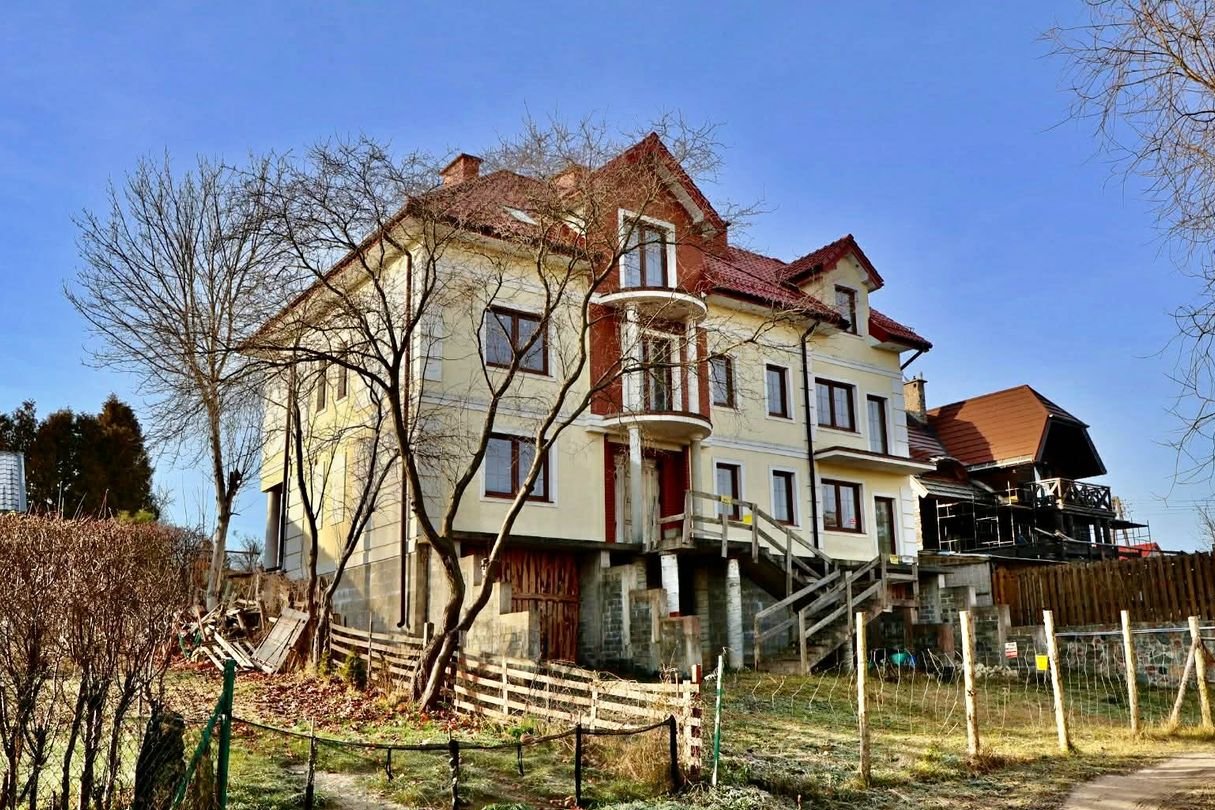 Dom / Pensjonat do wykończenia!