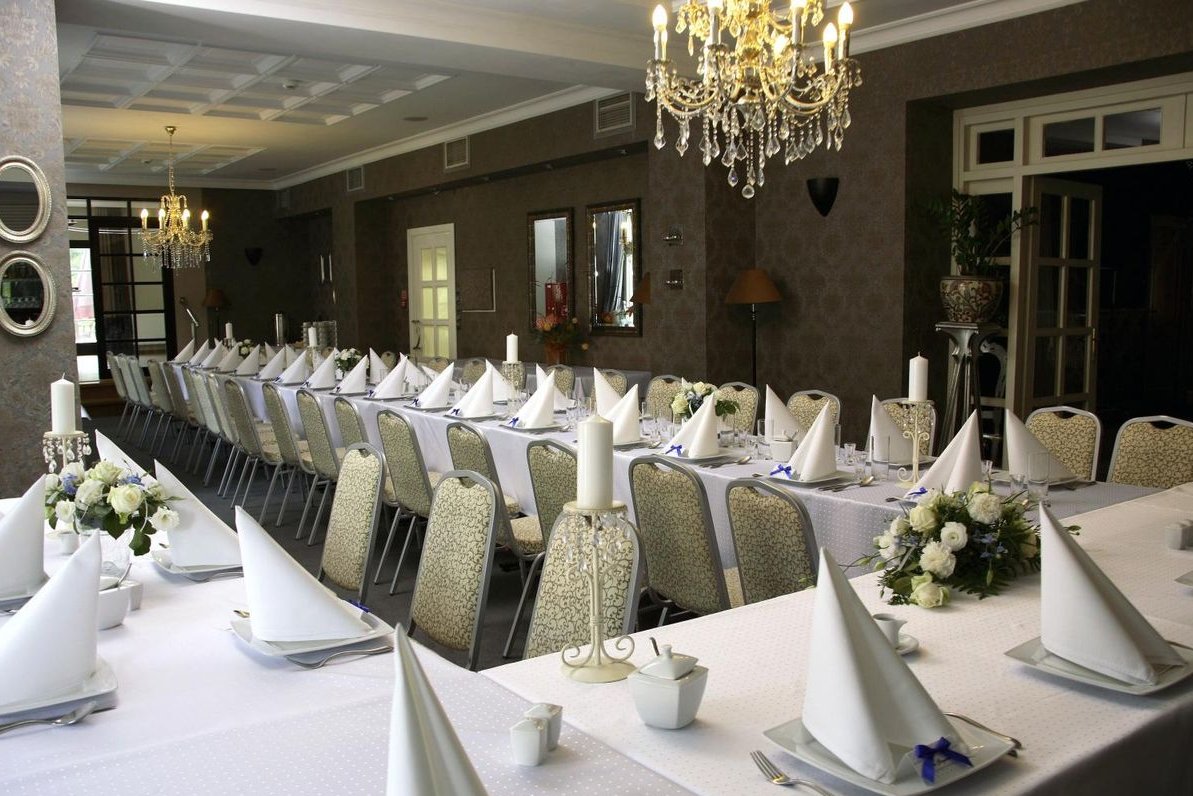 BAJKOWYhotel wGÓRACH p.granicyPol.- czeskiej-Poznań 290km,Wrocław100KM