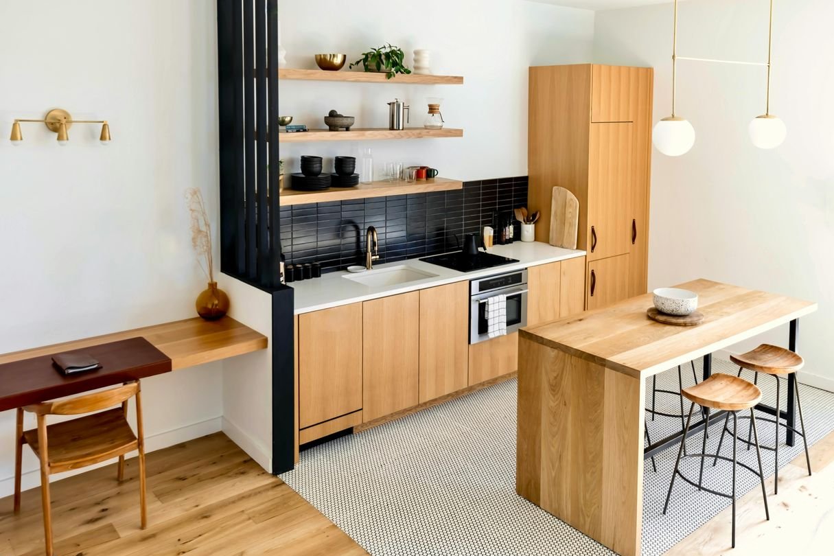 Nowoczesne 3-pokojowe mieszkanie z balkonem blisko parku i tramwaju