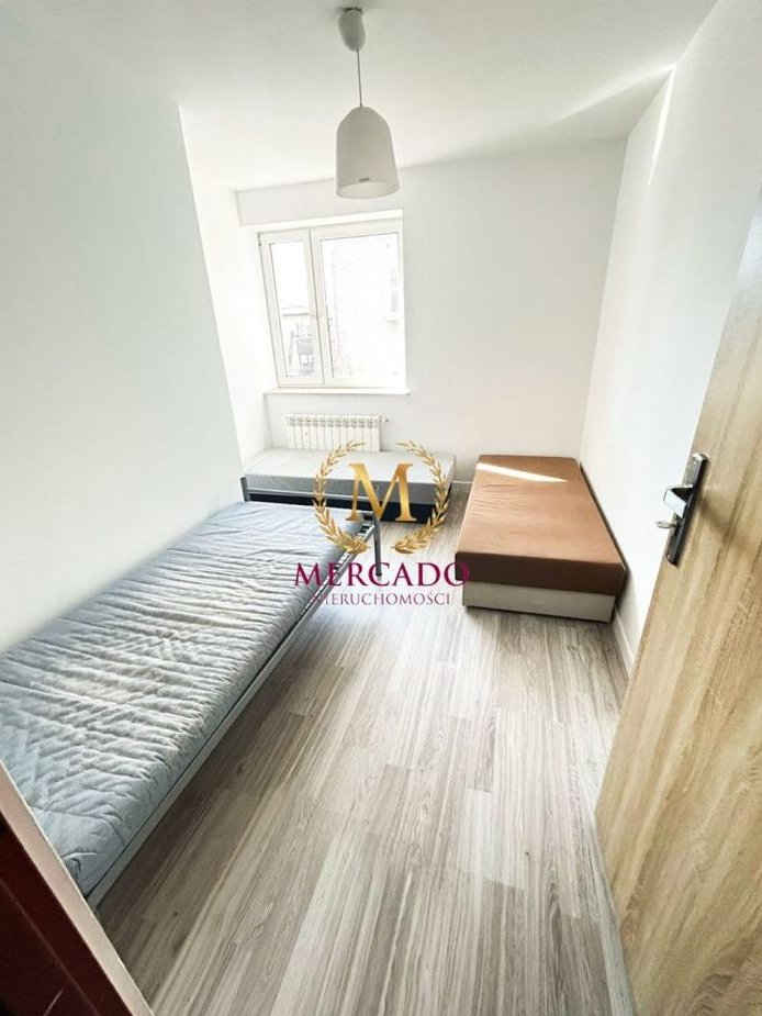 Dom Wynajem Dla 50 Osób 360M2 Osiedle Wyszogrodzka