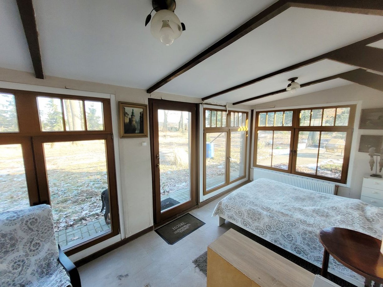 Parterowy dom na dużej działce