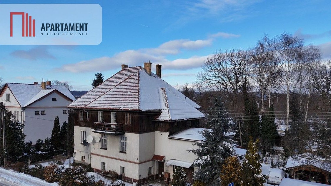 Piętro domu z ogrodem i widokiem na Karkonosze